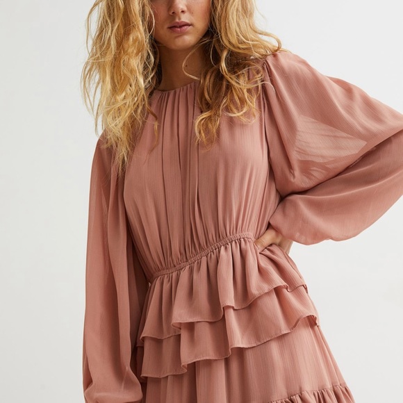 H& M Chiffon Maxi Dress with long sleeves Dusty Rose size Medium - Picture 5 of 6